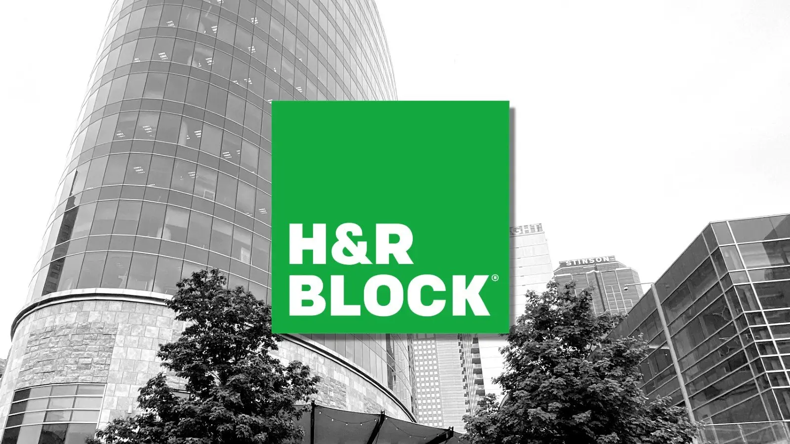 H&amp, R Block, free&#039, and online filing ads are the subject of a lawsuit brought by the FTC.